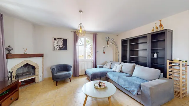 VILLA DE 5 DORMITORIOS Y 3 BAÑOS EN LA ZENIA — 12