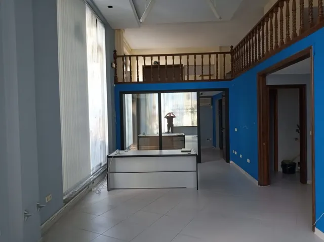 LOCAL COMERCIAL CENTRICO EN BOIRO — 3