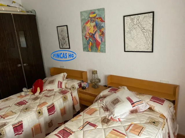 Típica casa tradicional de campo situada sobre terreno URBANO!  de 3900m2 — 33