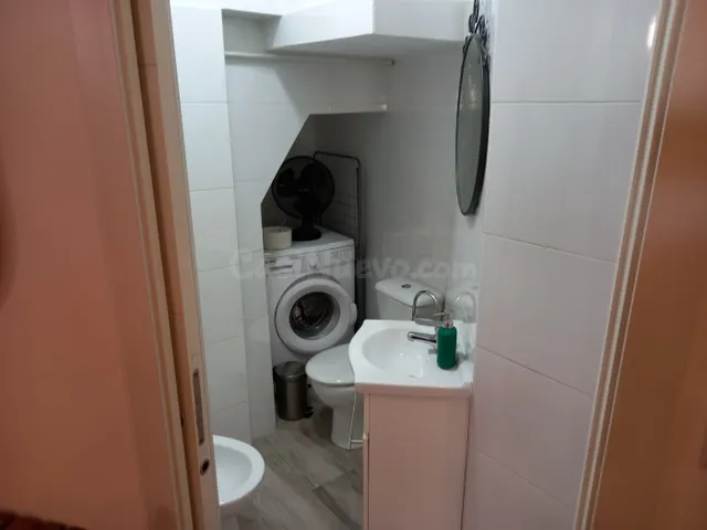 SE ALQUILA PARA LARGA DURACIÓN – CASA DÚPLEX EN EL CENTRO DE - foto 5