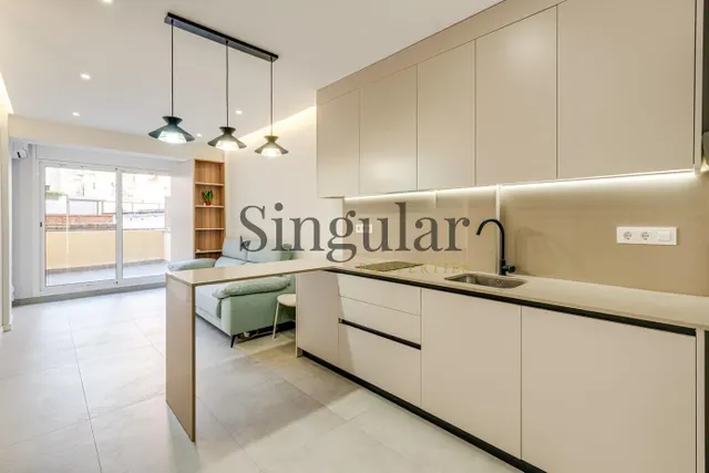 ¡JOYA EN POBLE-SEC! Loft de 32m2 totalmente reformado con terraza, a 1 minuto de Paral·lel y Sala Apolo — 10