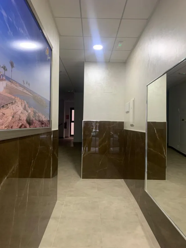 Apartamento 1 habitación 54m² en venta - Estacion de autobuses — 23