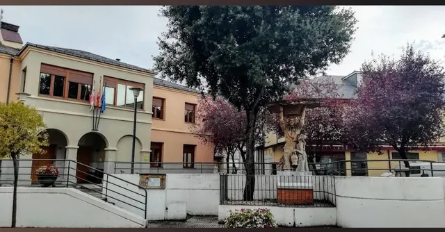CASA CON TERRENO EN COLUMBRIANOS — 3