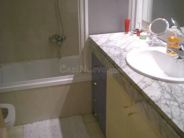 PISO SEMINUEVO EN VENTA - foto 4