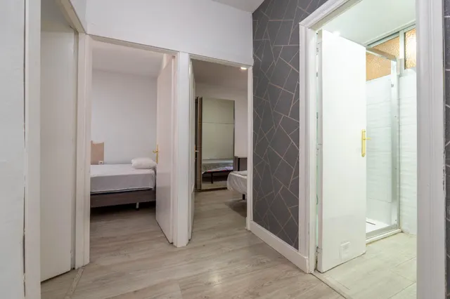 Piso de 5 dormitorios ideal para INVERSORES junto a edificio Junta Andalucía de Almanjáyar — 29