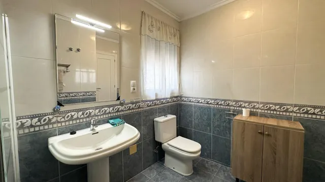 Venta de chalet adosado en ORIHUELA COSTA (LAS FILIPINAS) — 36