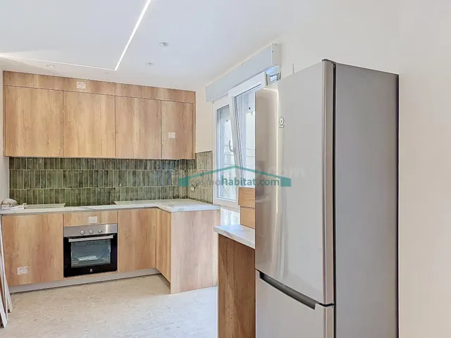Exclusivo apartamento reformado de 2 dormitorios en Poniente - foto 2