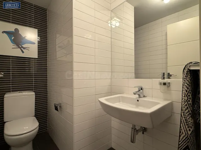 INMOBILIARIA ARBETETA VENDE MAGNÍFIO PISO DE 4 DORMITORIOS E - foto 5