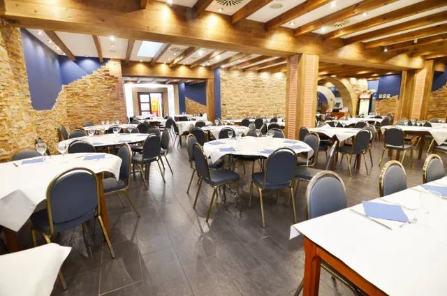 Urbis te ofrece un restaurante en venta en Aldeadávila de la Ribera, Salamanca. — 19
