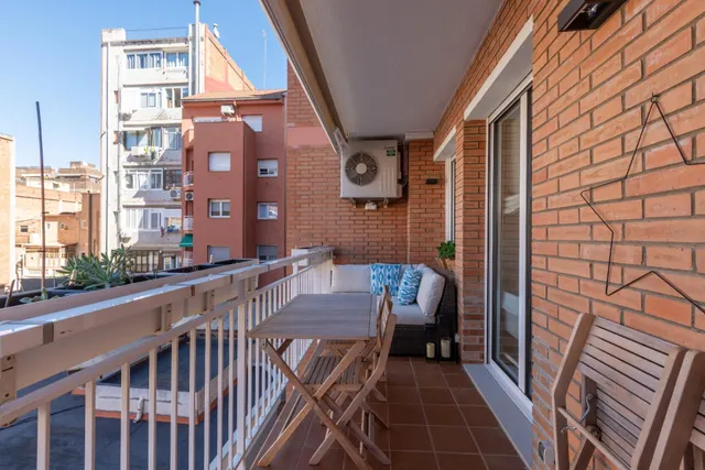 Piso reformado de diseño con terraza en Les Corts – Travesse