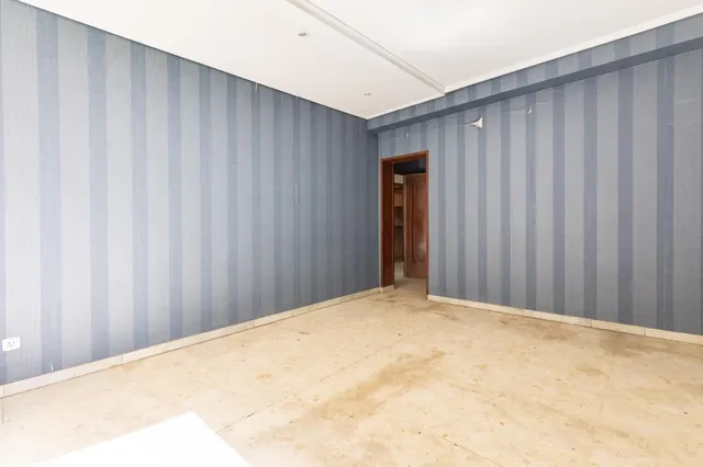 Exclusiva vivienda en Cirilo Amorós — 50