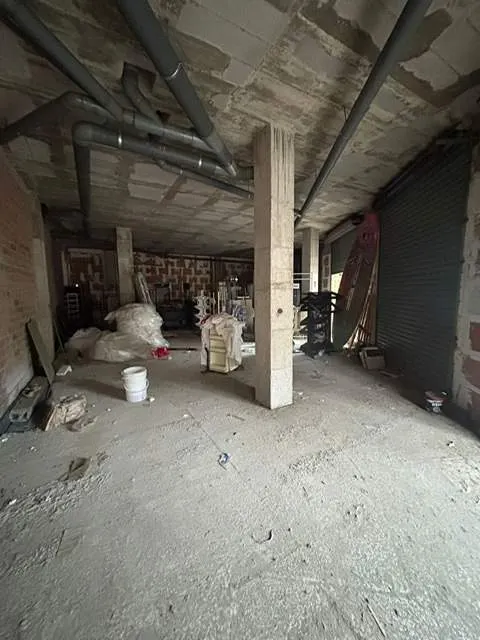 LOCAL EN VENTA EN AVENIDA DIPUTACIO, 181 — 12
