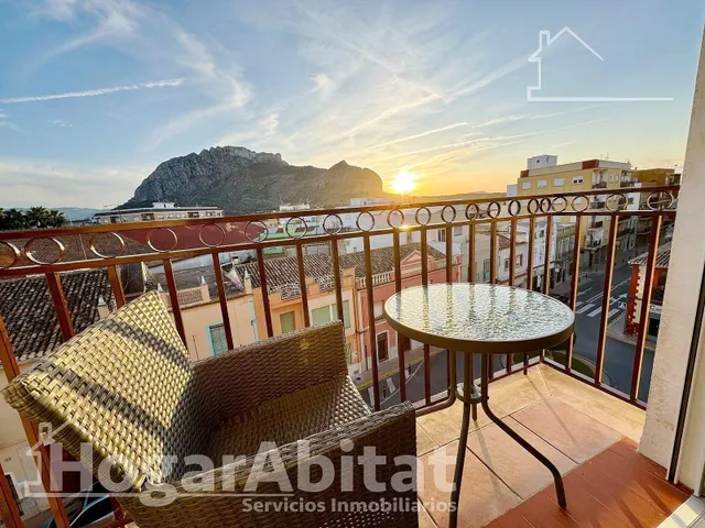 ¡VISTAS PANORÁMICAS A LA MONTAÑA! ALTO Y BONITO CON PLAZA DE PARKING Y BALCÓN — 8