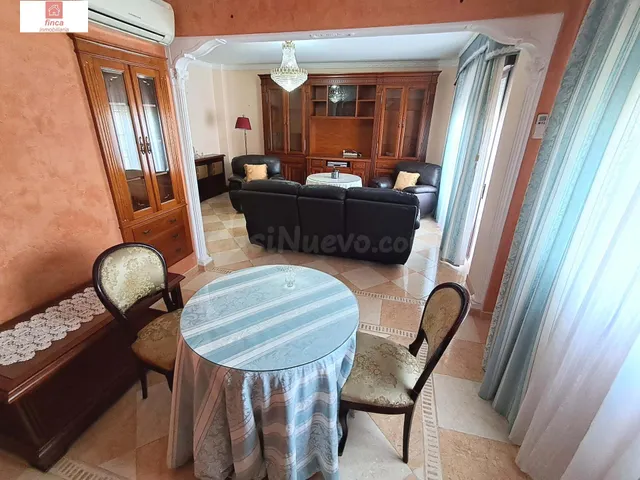 VENTA EN MONTIJO, ZONA CENTRO, MAGNIFICO PISO EN 1ª PLANTA, AMUEBLADO, EXCELENTES CALIDADES, CLIMATIZADO — 3
