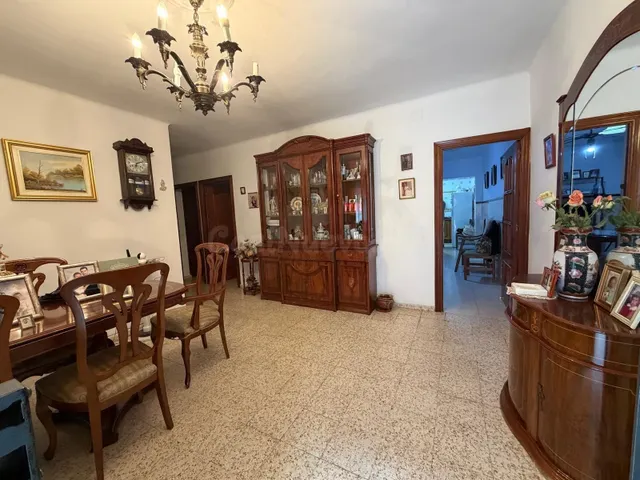 Casa en venta en La Puebla del Río – Vivienda en planta baja con patio y azotea. — 3