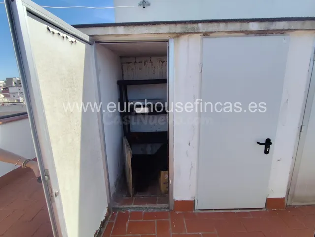 Ático cerca de Plaça del Centre - foto 4