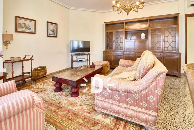 SE ALQUILA VIVIENDA EN VALENCIA — 27