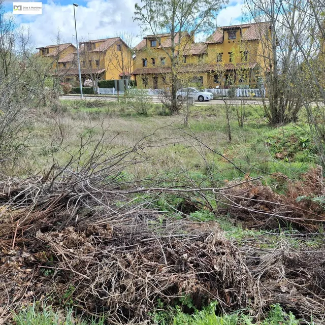 SOLAR URBANO PARA construcción DE CHALET - foto 2