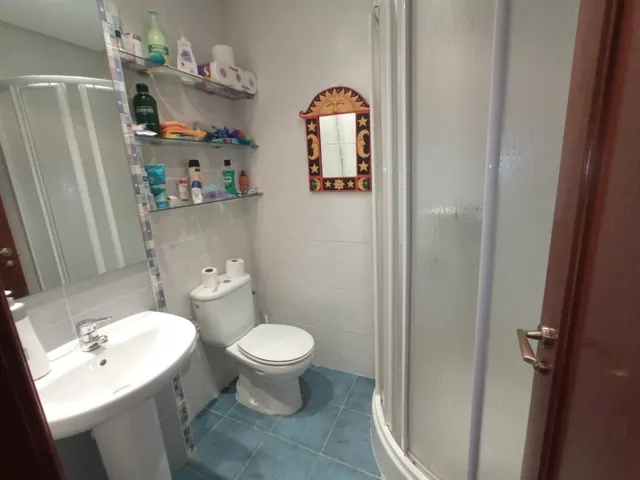 Pisazo en macondo con garaje, trastero y piscina !!! — 19