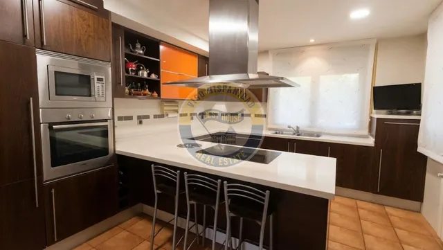 CHALET DE PIEDRA INDEPENDIENTE — 6