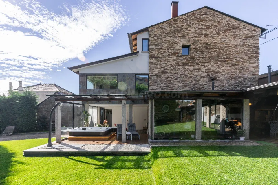CASA CON ENCANTO EN LUGO