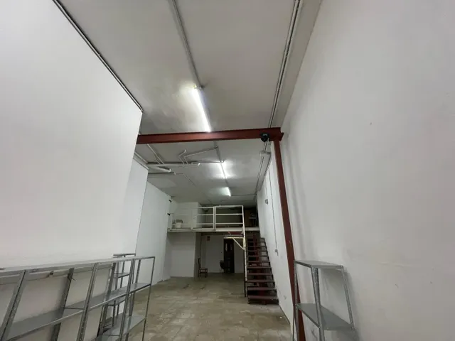 TU NEGOCIO NECESITA ESTE LOCAL — 6