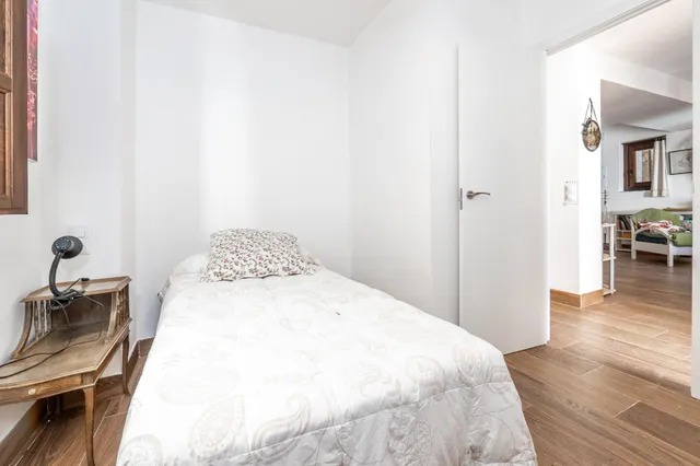 5 APARTEMENTOS MAS LOCAL UNA JOYA EN EL CORAZÓN DEL ALBAYZIN CON LICENCIA TURÍSTICA — 24