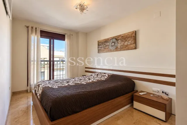 ATICO DUPLEX CON 81 METROS DE TERRAZA EN GANDIA Y COCHERA DE 18 M2 — 22