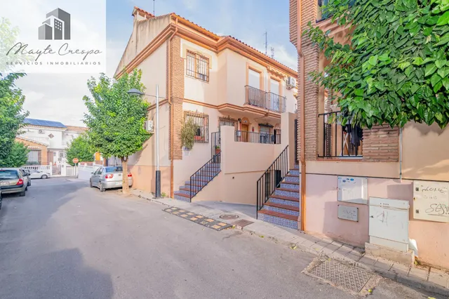 OPORTUNIDAD EN VENTA DE CASA ADOSADA DE 3 DORMITORIOS EN VEGAS DEL GENIL — 43