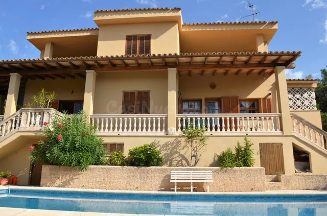 Chalet con vistas al mar — 3