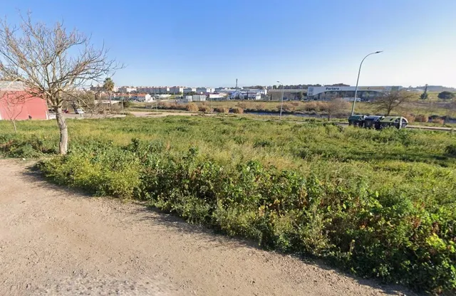 ADOSADO EN VENTA EN BADAJOZ. Activo inmobiliario SIN POSESIÓ