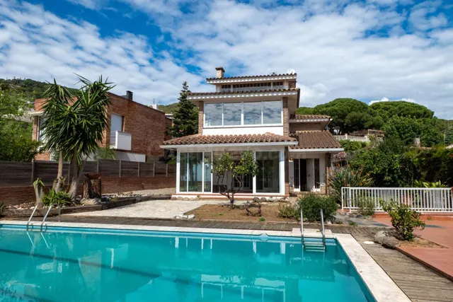 CASA EN VENTA CON PISCINA EN VILASSAR DE DALT - LA CISA - foto 2