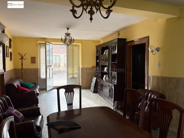CASA EN VENTA EN VILLAMOR DE ORBIGO - foto 3