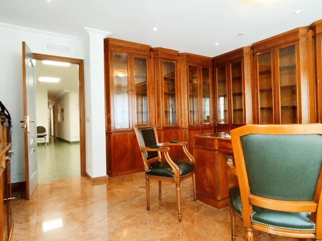 Piso en venta/alquiler, para vivienda/oficinas