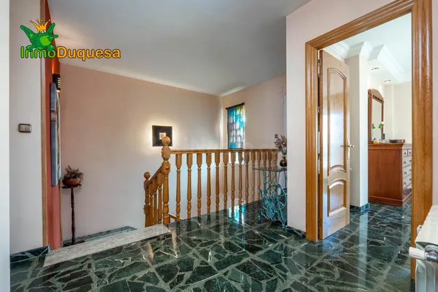 Casa pareada con 4 dormitorios en Otura. — 4