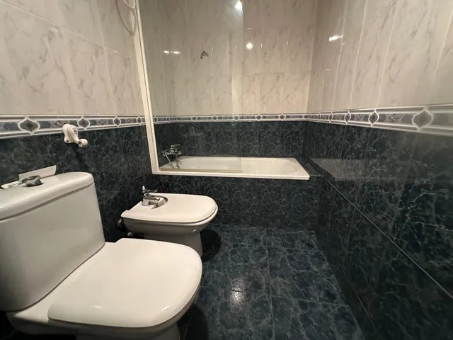Amplio Piso en Venta 4h en Sant Boi de Llobregat - Zona Vinyets — 23