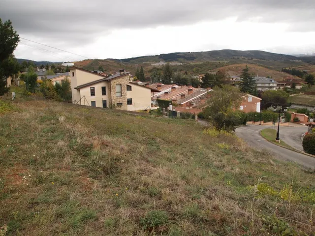 VENTA DE TERRENO URBANO EN PATRICIA — 3