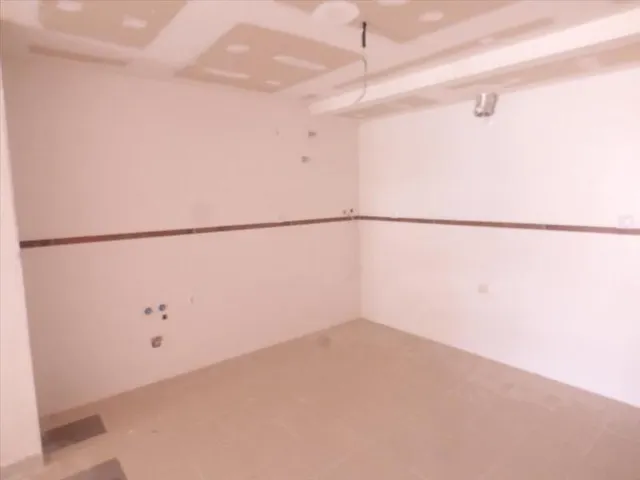 Obra parada de 16 viviendas — 14