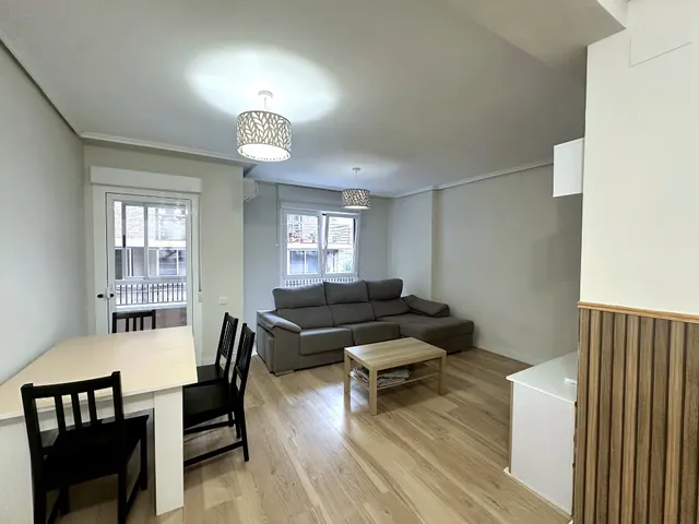 Habitación en alquiler en Zamora, Ensanche–Tres Cruces | 310 €/mes — 21