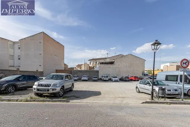 ¡Oportunidad única! Solar en venta en Churriana de la Vega - foto 2