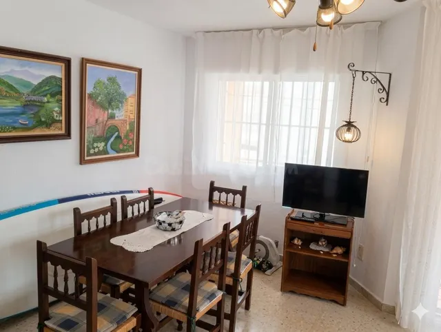 Exclusivo Piso en Venta en Almuñécar: Ubicación Inmejorable  - foto 2