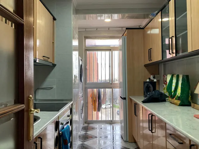 ESTUDIANTES!! 5 habitaciones EN PISO REFORMADO — 7