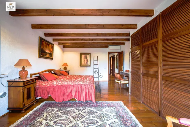Finca rústica con espectacular casa con piscina y jardín mediterráneo en Consell, mallorca. — 17