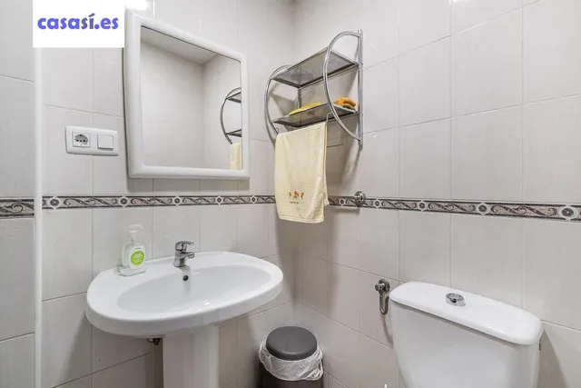¡¡Fantástico piso de 7 habitaciones en zona Avd. Cervantes !! — 27