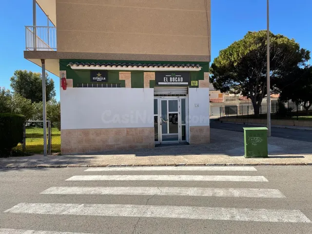 LOCAL COMERCIAL (OPORTUNIDAD DE INVERSIÓN CERCA DEL MAR EN U - foto 4