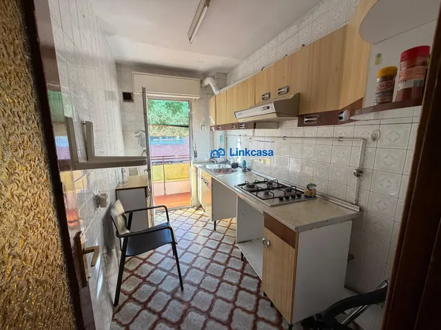 PISO DE DOS DORMITORIOS CON TERRAZA EN ABRANTES - foto 5