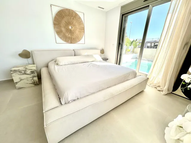 Villa 4 habitaciones 256m² en venta - Pueblo 9 — 11