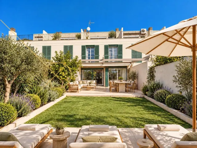 Exclusivo Chalet Adosado en Venta | Elegancia, Confort y Pri