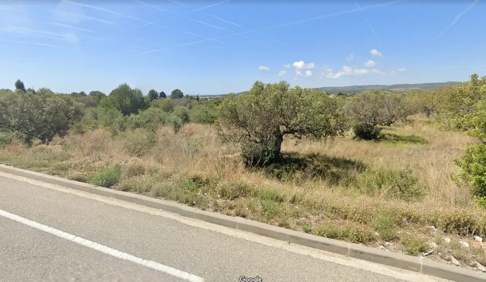 3 Parcelas en carretera para servicios en El Vendrell
