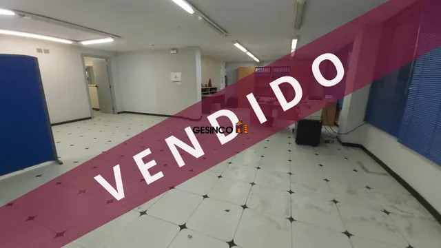 LOCAL ENTRESUELO EN VENTA
